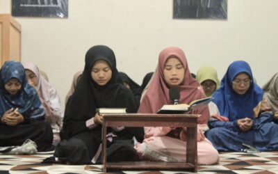 Najma Aghnia dan Durryna Laila Felicitia Telah Mengkhatamkan Hafalan Al-Quran