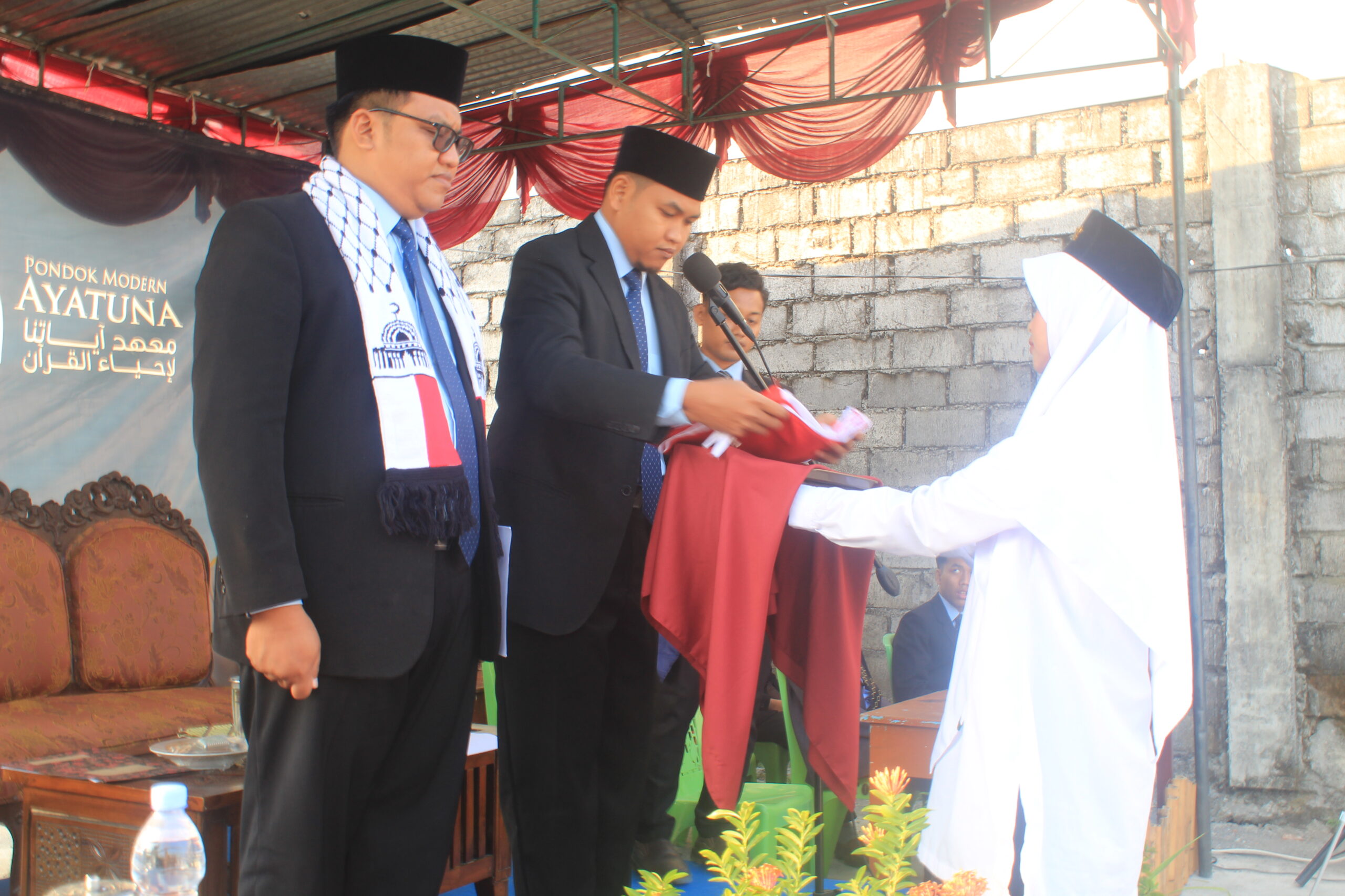 Apel Tahunan Perdana Pekan Perkenalan Khutbatul ‘Arsy Pondok Modern Ayatuna